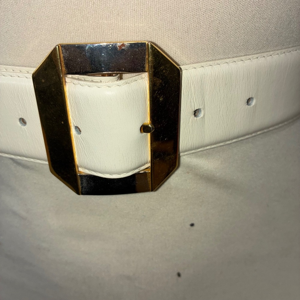 VTG Liz Claiborne Women Ivory Leather Fashion Belt Sz S Gold Octagon Buckle Chic
